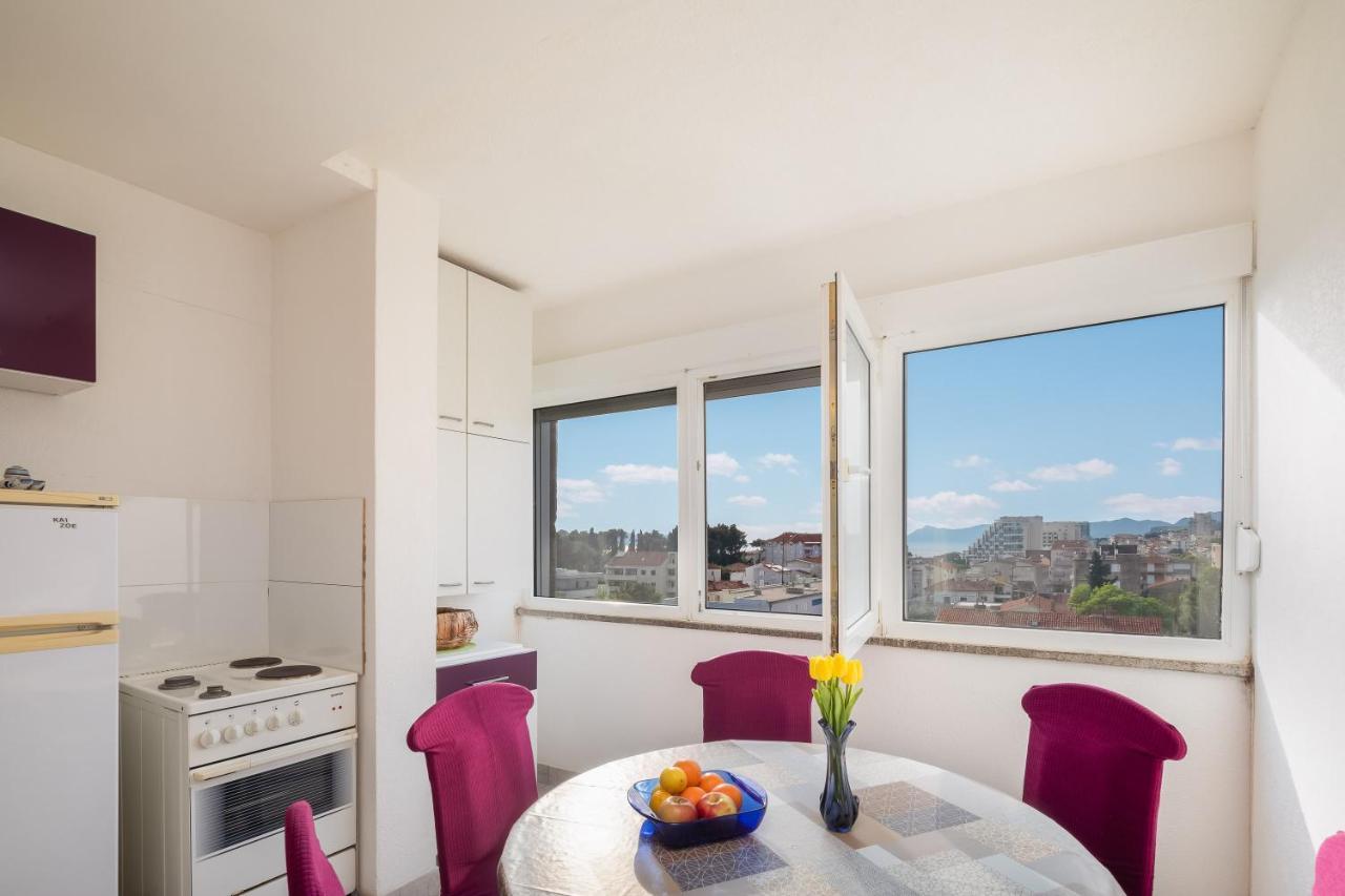 Edita - Apartment In Town Centre Makarska Eksteriør billede
